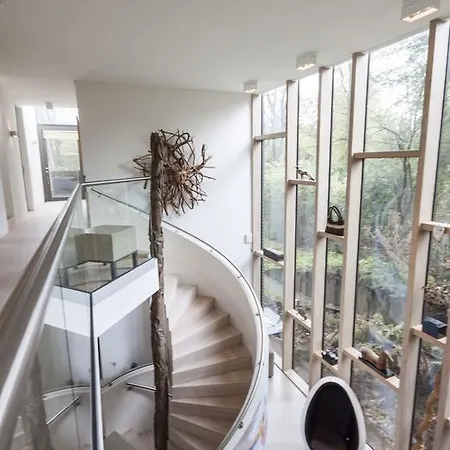 Villa *unique* Huizen